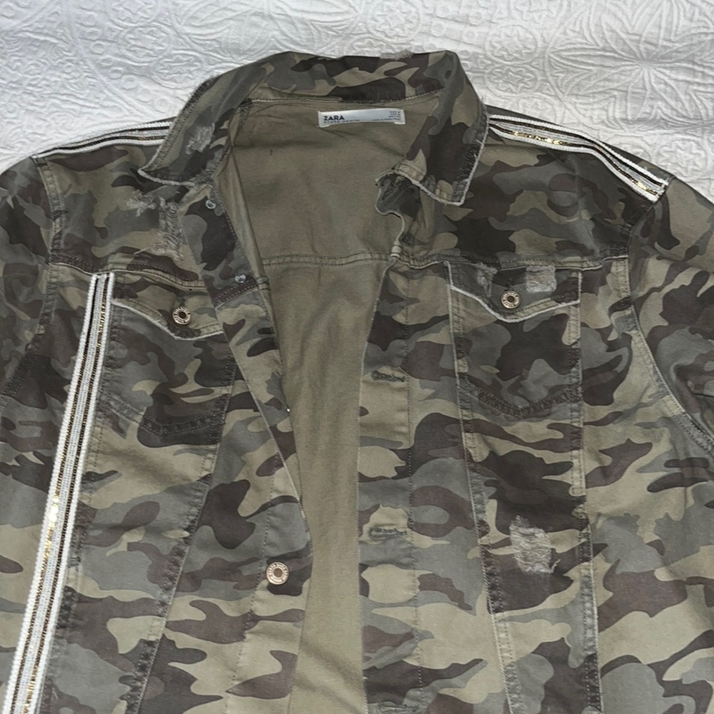 SOLD!! Army distressed jacket